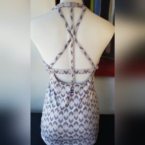 MEC Free Spirit Sport Extra Long Tank Top w bra Mountain Equipment Coop